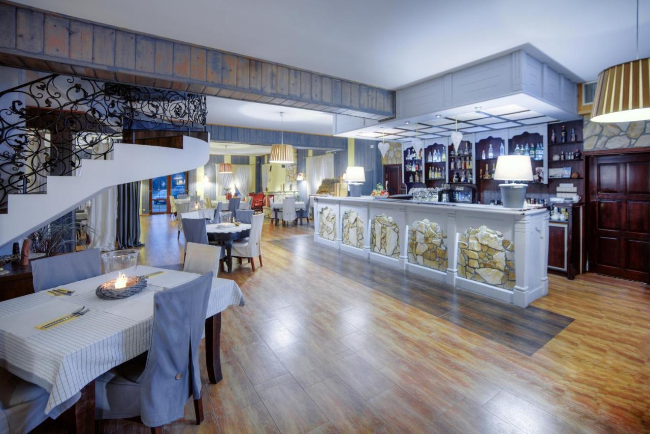 Bed and Breakfast Restauracja Sidlo Żukowo Esterno foto